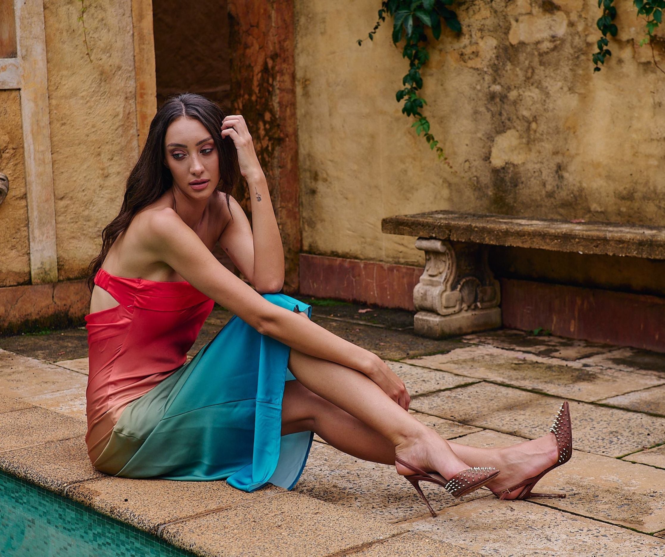 Elegant and stylish midi dresses from Nine Muses, featuring flattering cuts and versatile designs perfect for both casual and formal occasions