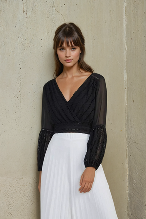 Velora Blouse - Black