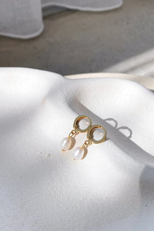 Elora Pearl Drop Earrings