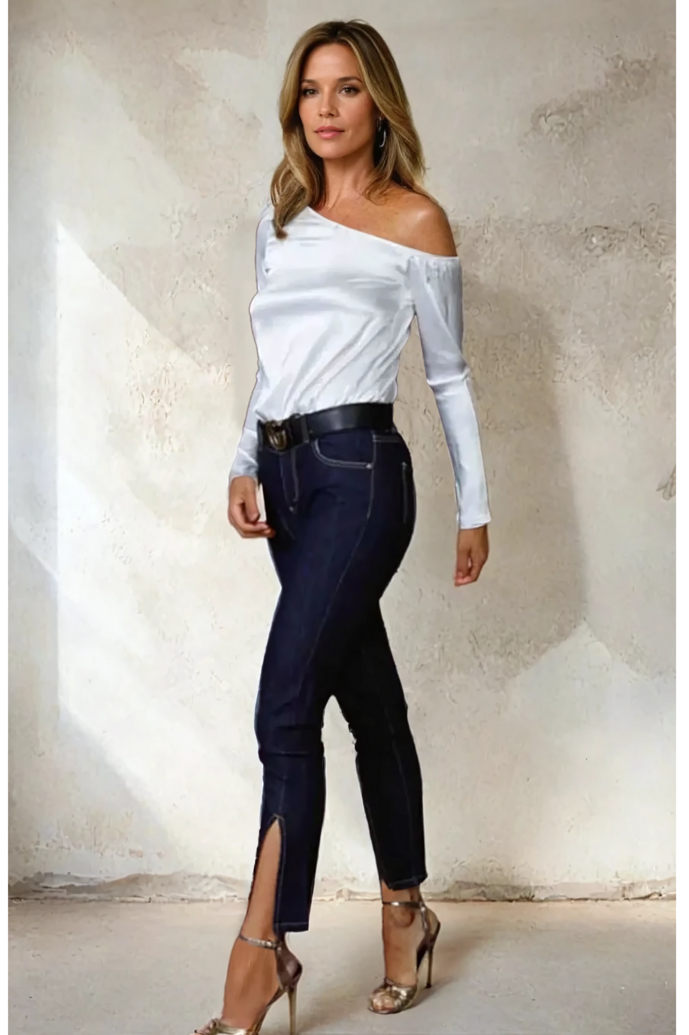 Daria Zip Hem Jeans